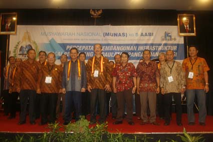 Foto Bersama Pengurus DPP AABI Masa Bakti 2014-2019